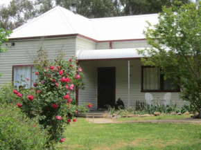 Acacia Cottage